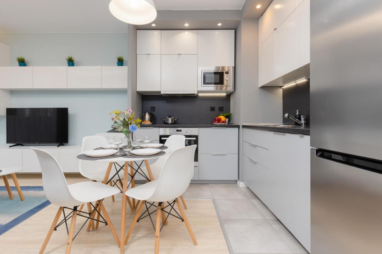 Warsaw Sokolowska One Bedroom Apartament By Noclegi Renters Екстер'єр фото
